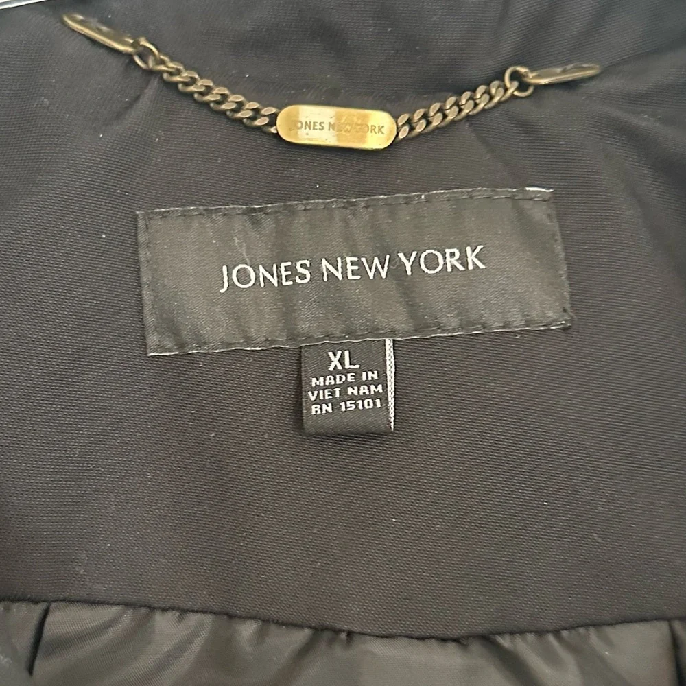 Jones New York Black Trench‎ Style Rain Jacket with Gold Buttons XL
